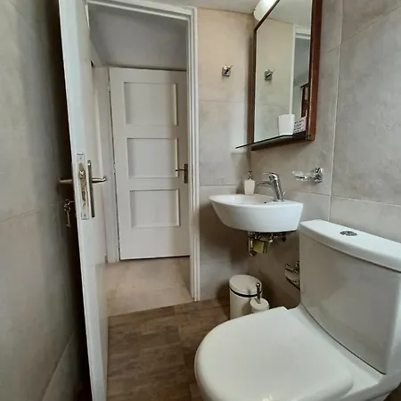 Rhykkes Farmhouse With View Apartment *